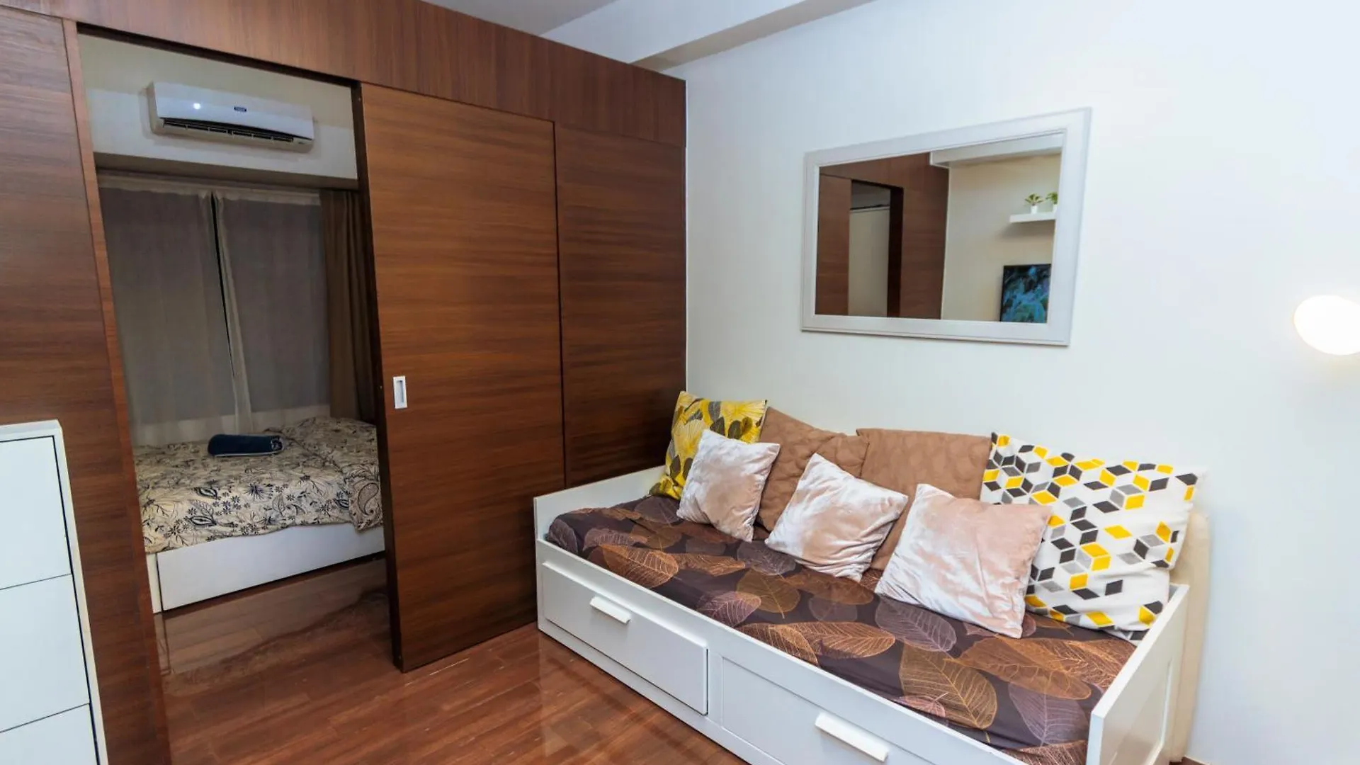 Apartment Happy Hideout Fun Memories Air Condo 300 Swim Gym 4453 Manila