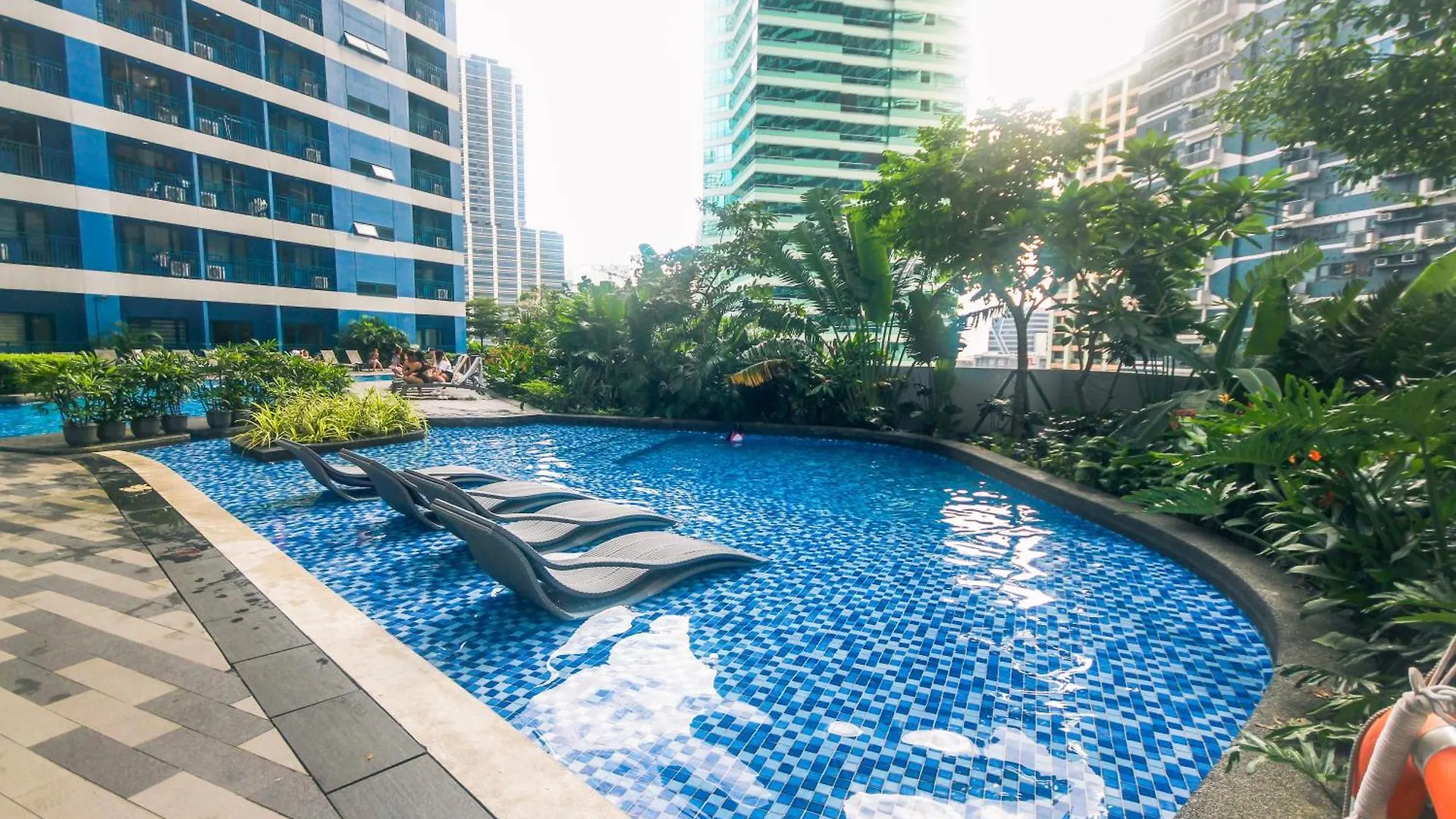 Apartment Happy Hideout Fun Memories Air Condo 300 Swim Gym 4453 Manila